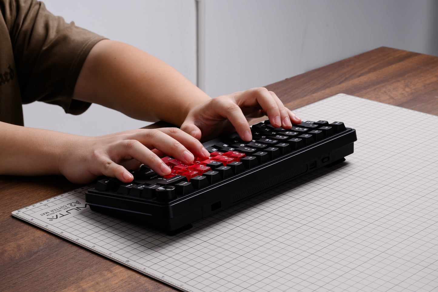 M75 Lumina Tri-Mode 75% Mechanical Keyboard